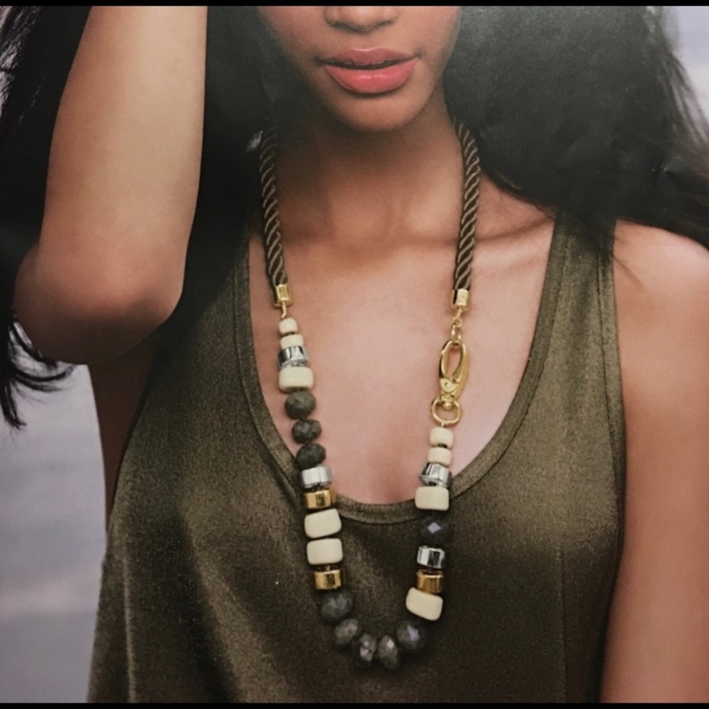 Stella & Dot Graceful Nomad Necklace